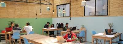  Co-working Spaces : A Hub for Working, Networking and Productivity