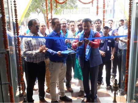 HH Bajaj inaugurates new showroom in Bara