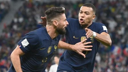 France Beats Poland to Secure Place in World Cup Quarters