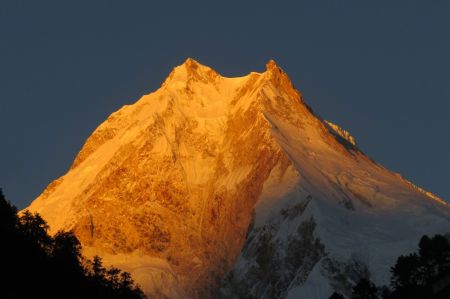 Govt Collects Rs 344 Million in Royalties by Issuing Climbing Permits to 512 Climbers this Season