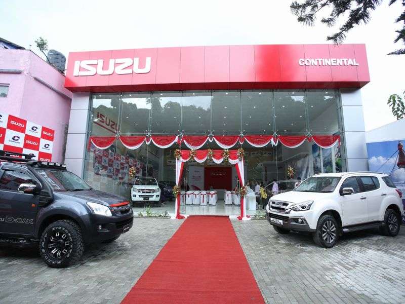 Isuzu Inaugurates new Showroom in Gairidhara