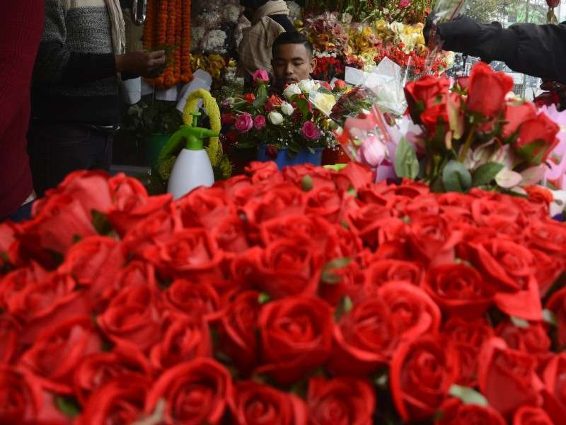 Sale of Roses Expected to Decline by Rs 6 million on Valentines’ Day