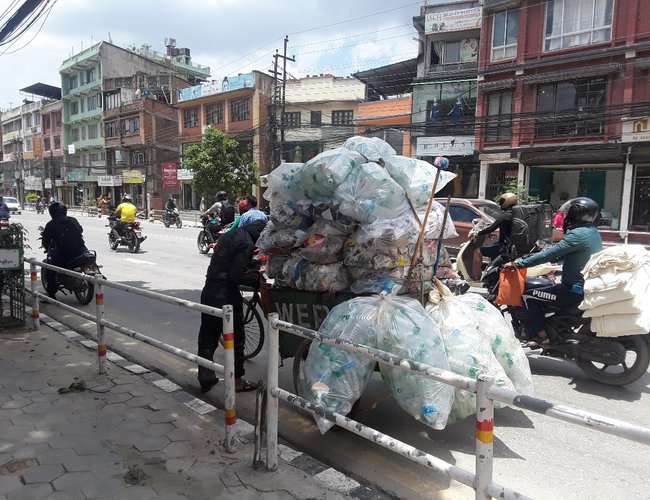 Ghorahi Sub-metropolis Purchases Garbage Collected by Residents   