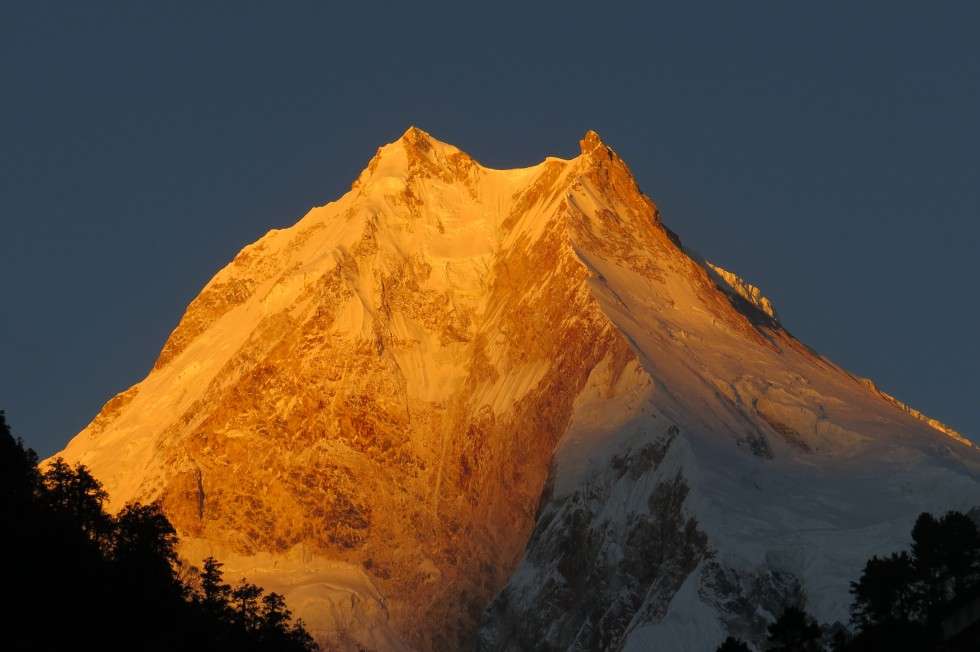 160 Climbers get Permits to Climb Mt Manaslu   