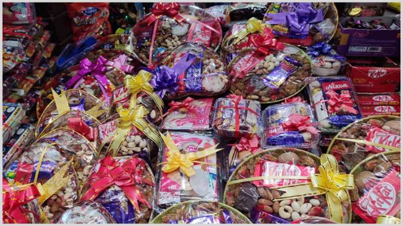 Tihar Lifts Business of Dry Fruits 