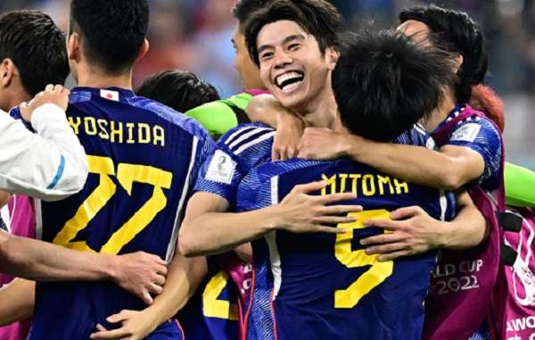 Japan Stun Spain to Reach World Cup Knockout Stage
