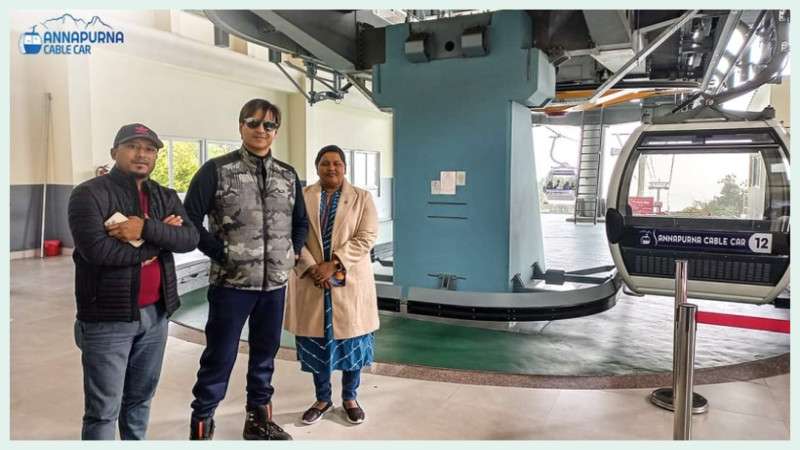 Vivek Oberoi takes a Tour on Annapurna Cable Car