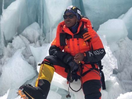 Spring Ascent: Kami Rita Climbs Mount Everest for a Record 29th Time